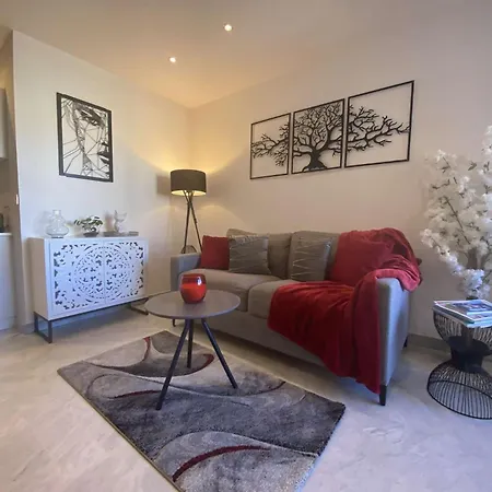 Sm440-012 Maxime Centre 2 Pcs 30m De La Διαμέρισμα Σαιντ-Μαξίμ